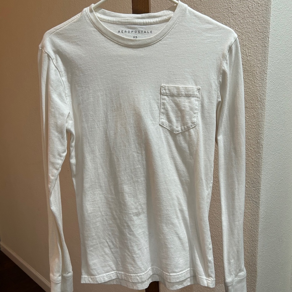 Aeropostale white long sleeved shirt